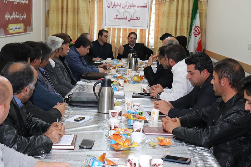 محمدزاده فرماندار شهرستان چالدران با بیان این که دهیاران نبض مدیریت روستاها هستند تصریح کرد: برای رضایت خاطر مردم و امیدوار کردن آنها خدمت کنند.