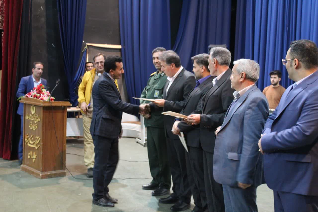 برگزاری مراسم جشن  گرامیداشت روز پرستار در چالدران