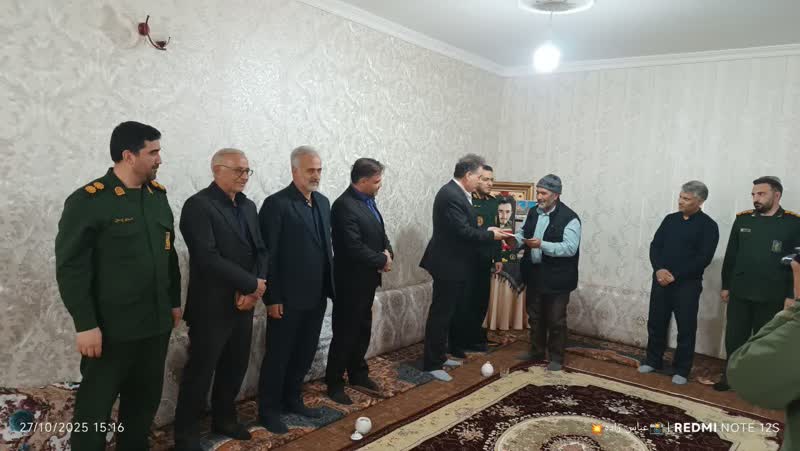 دیدار و تجلیل از خانواده معظم شهید والا مقام  بهنام اکبرنژاد