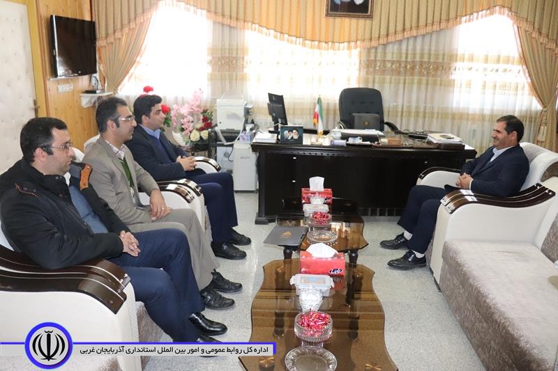 مراسم معارفه و تکریم رئیس جدید صندوق کارآفرینی امید شهرستان چالدران برگزار شد