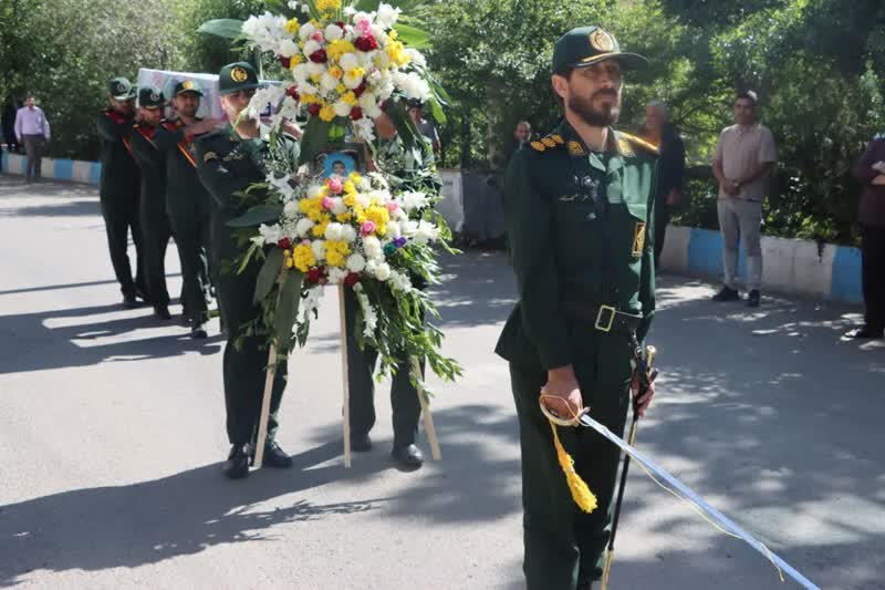 مراسم تشیع پیکر مطهر شهید والا مقام بهنام اکبر نژاد