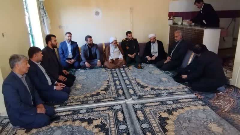 تجلیل و قدردانی از خانواده شهدا به مناسبت آزادسازی خرمشهر