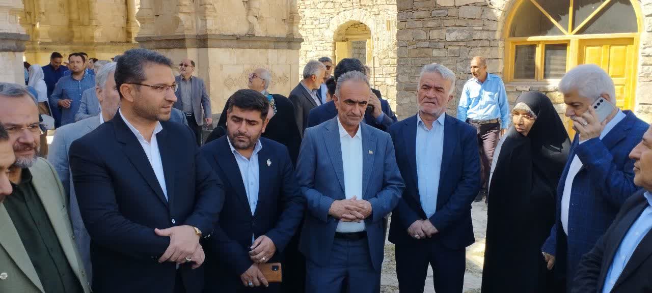 بازدید اعضای کمیسیون بهداشت و درمان مجلس شورای اسلامی  از مجموعه جهانی قره کلیسا