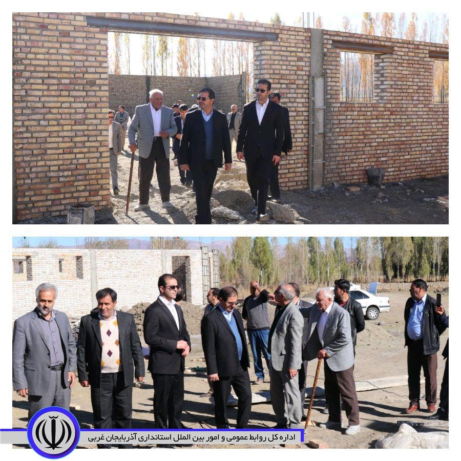فرماندار چالدران از روند اجرایی احداث دامداری صنعتی در روستای گل اشاقی بازدید کرد.