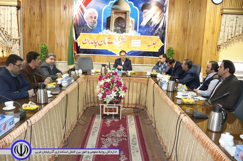 جلسه تنظیم بازار شهرستان چالدران به ریاست محمدزاده فرماندار و با حضور اعضای آن در محل فرمانداری برگزار شد