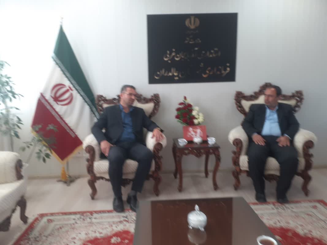 دیدار مدیر کل بنیاد شهید و امور ایثارگران استان با فرماندار چالدران