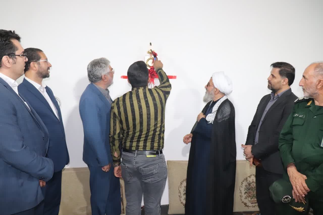 به مناسبت گرامیداشت هفته دولت : افتتاح و بهره مندی خانوارهای روستاهای محور تغنیت از گاز در بخش مرکزی شهرستان چالدران با اعتبار بیش از 4میلیارد تومان