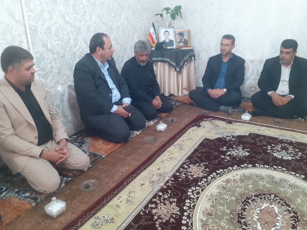 دیدار و تجلیل از پدر شهید والا مقام سرگرد پاسدار بهنام اکبرنژاد