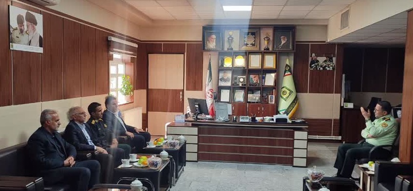 حضور فرماندار چالدران در فرماندهی انتظامی استان و دیدار با سردار جهانبخش در خصوص استقرار ثابت پلیس را