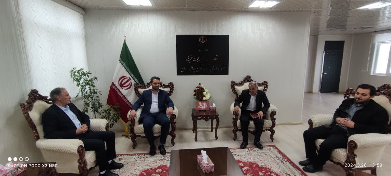 دیدار شهردار،رئیس و نایب رئیس شورای اسلامی شهر با محمدرضا عبداله نژاد فرماندارچالدران جهت تبریک سال نو