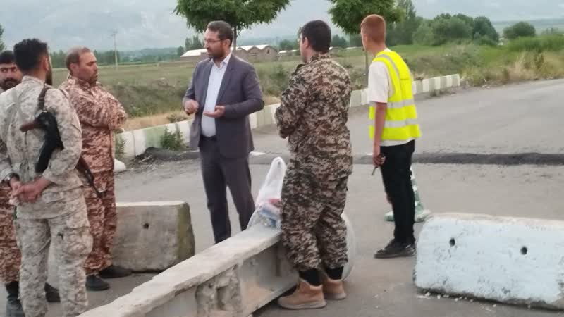 بازدید میدانی فرماندار چالدران از ایست و بازرسی شهرستان