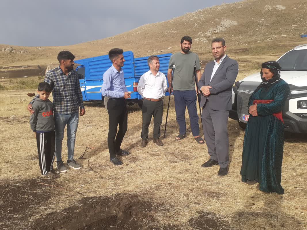 بررسی مسائل و مشکلات عشایر کوچ رو  استقرار یافته در ییلاقات  چالدران