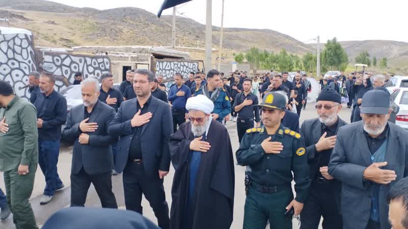 حضور فرماندار ، امام جمعه و اعضای شورای تأمین در مراسم عزاداری در روستاهای چالدران