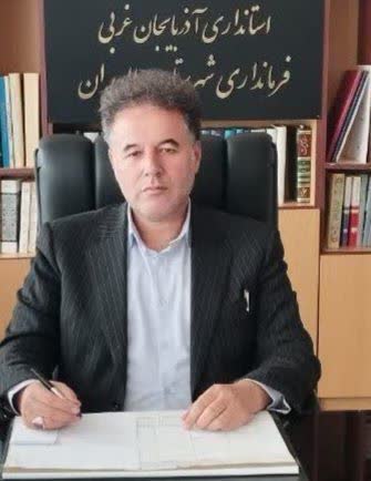 صمد اکبری هفته تربیت بدنی و ورزش را به جامعه ورزش تبریک گفت .