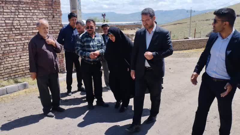 بررسی مسائل و مشکلات روستای علی آباد