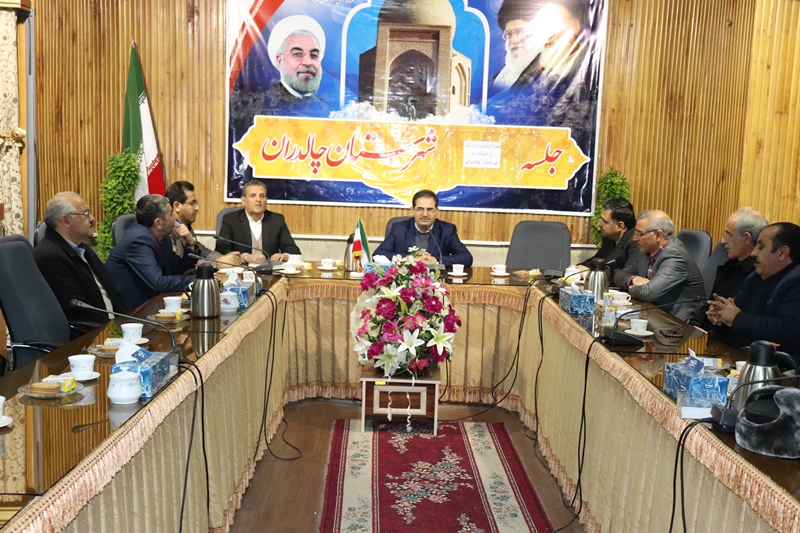محمدزاده فرماندار چالدران:شریان و نبض اقتصادی جامعه در دست بازاریان و اصناف می باشد