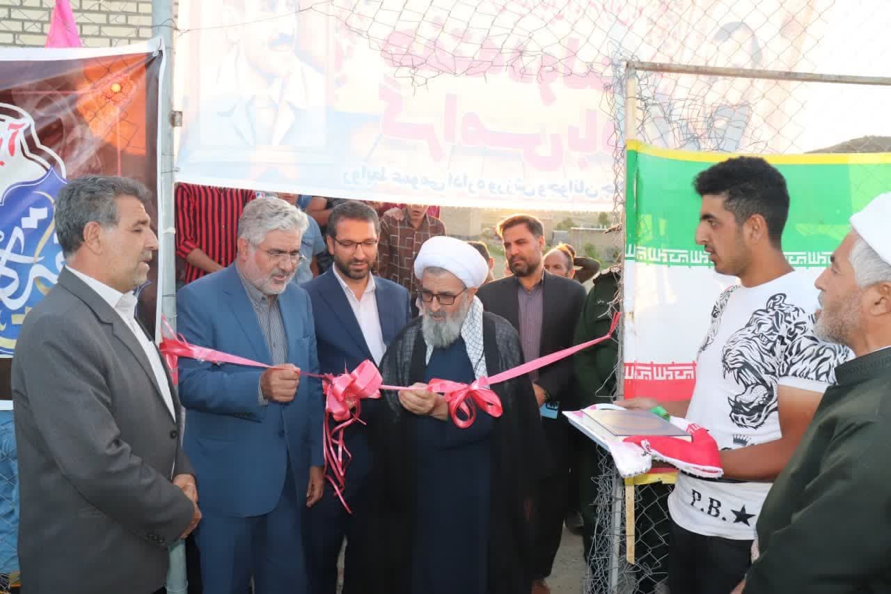 به مناسبت گرامیداشت هفته دولت : افتتاح پروژه چمن مصنوعی روستای قره جه وران سفلی در بخش مرکزی شهرستان چالدران با اعتبار بیش از 950 میلیون تومان