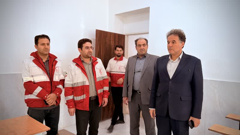 بازدید فرماندار چالدران از جمعیت هلال‌احمر شهرستان