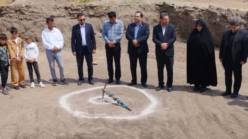 مراسم کلنگ زنی  مدرسه 2 کلاسه  روستای شادلوی سفلی