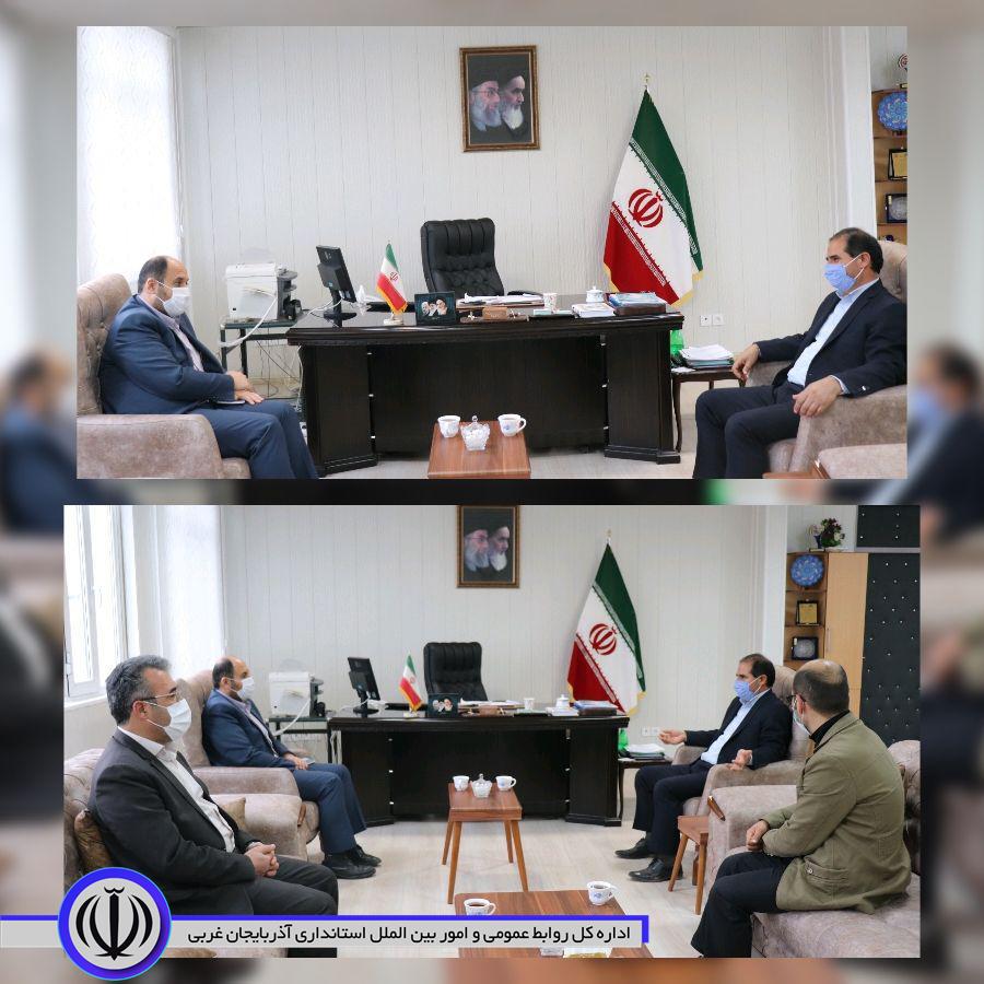 ✅با حضور محمد زاده فرماندارشهرستان چالدران و دکتر خلیل زاده مدیر کل دامپزشکی استان آذربایجان غربی مسائل و مشکلات حوزه دامپزشکی شهرستان چالدران مورد بحث قرار گرفت .