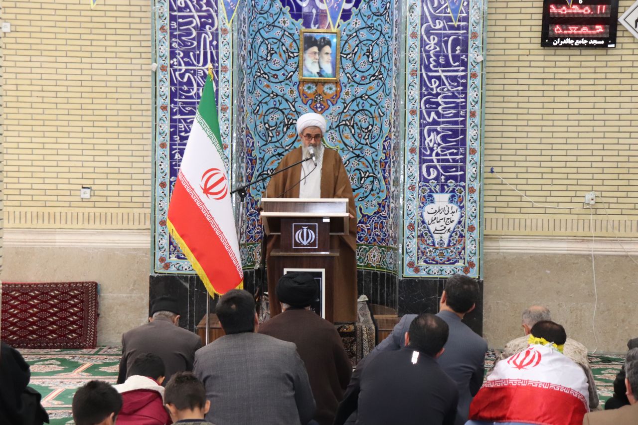 برگزاری مراسم عبادی سیاسی نماز جمعه شهرستان چالدران با حضور فرماندار