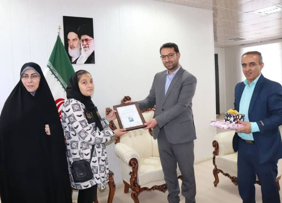  ✅ آبسوران مدیرکل کانون پرورش فکری کودکان و نوجوانان استان آذربایجان غربی با حضور در فرمانداری چالدران با محمدرضا عبدالله نژاد فرماندار این شهرستان دیدار نمودند.