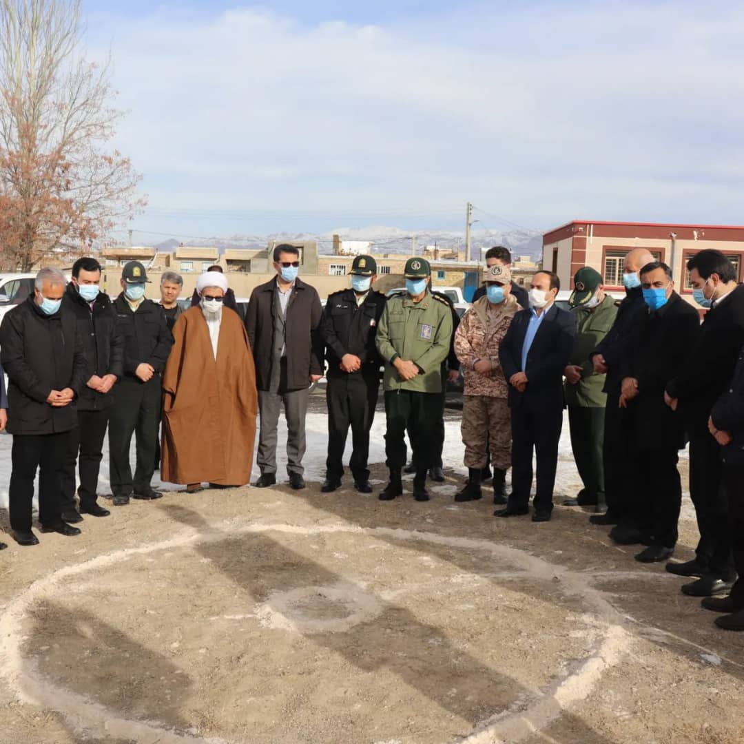 ✅در سومین روز از ایام الله دهه مبارک فجر با حضور عبدالله نژاد فرماندار شهرستان چالدران ،عملیات اجرایی 2باب مدرسه ابتدایی در شهر چالدران آغاز شد
