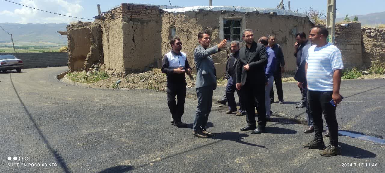 💢فرماندار شهرستان چالدران از روند بازسازی واحدهای مسکونی روستایی در روستای آغبلاغ بازدید کرد.
