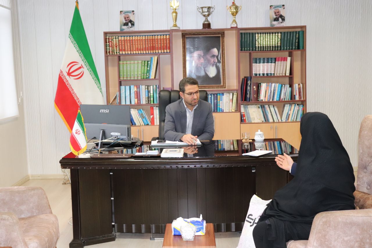 برگزاری ملاقات مردمی محمدرضا عبدالله نژاد فرماندار شهرستان چالدران با هدف توجه به نیازها و رفع مشکلات شهروندان