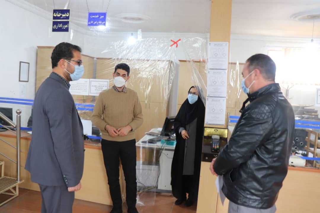 ✅عبدالله نژاد فرماندار شهرستان چالدران بصورت سرزده از اداره تامین اجتماعی بازدید و مسائل مربوط به این اداره را مورد بحث و بررسی قرار داد.