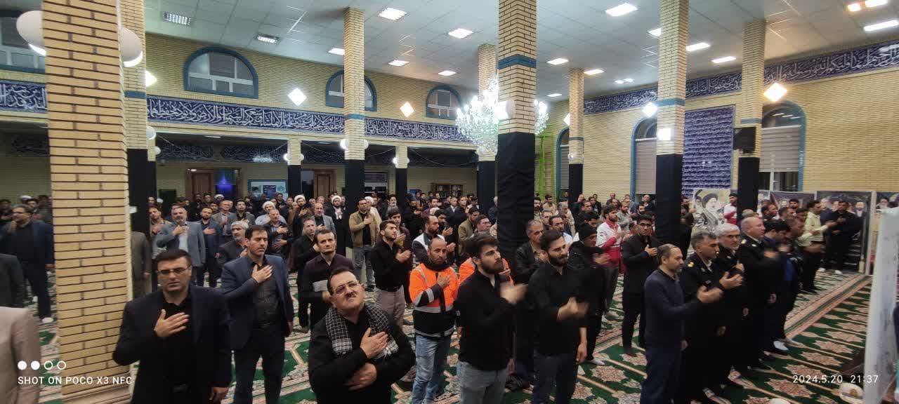 مراسم گرامیداشت شهادت شهید جمهور سیدالشهدای خدمت حضرت آیت الله سید ابراهیم رئیسی و همراهان در مسجد جامع شهرستان چالدران برگزار گردید .