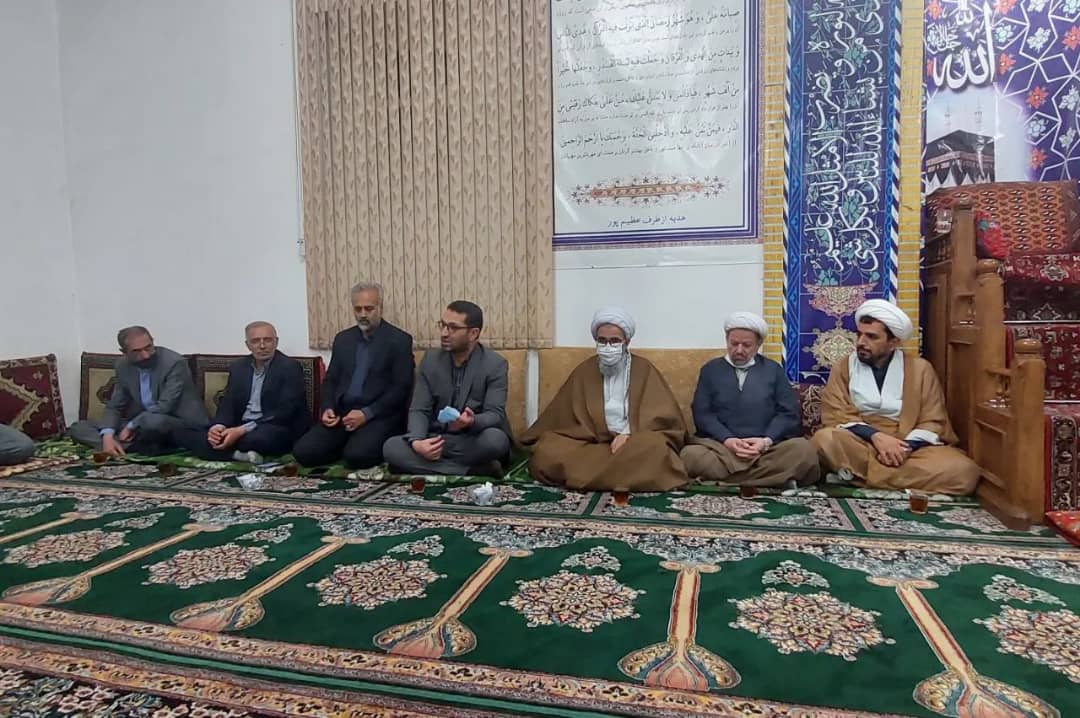 عبدالله نژاد فرماندار شهرستان چالدران با حضور در روستای بابالو مسائل و مشکلات این روستا رو مورد بررسی قرار دادند.