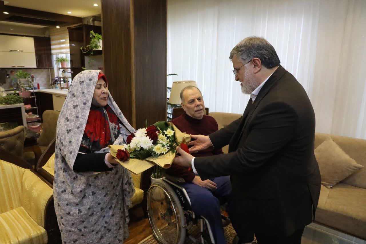 دیدار استاندار آذربایجانغربی با جانباز 70 درصد