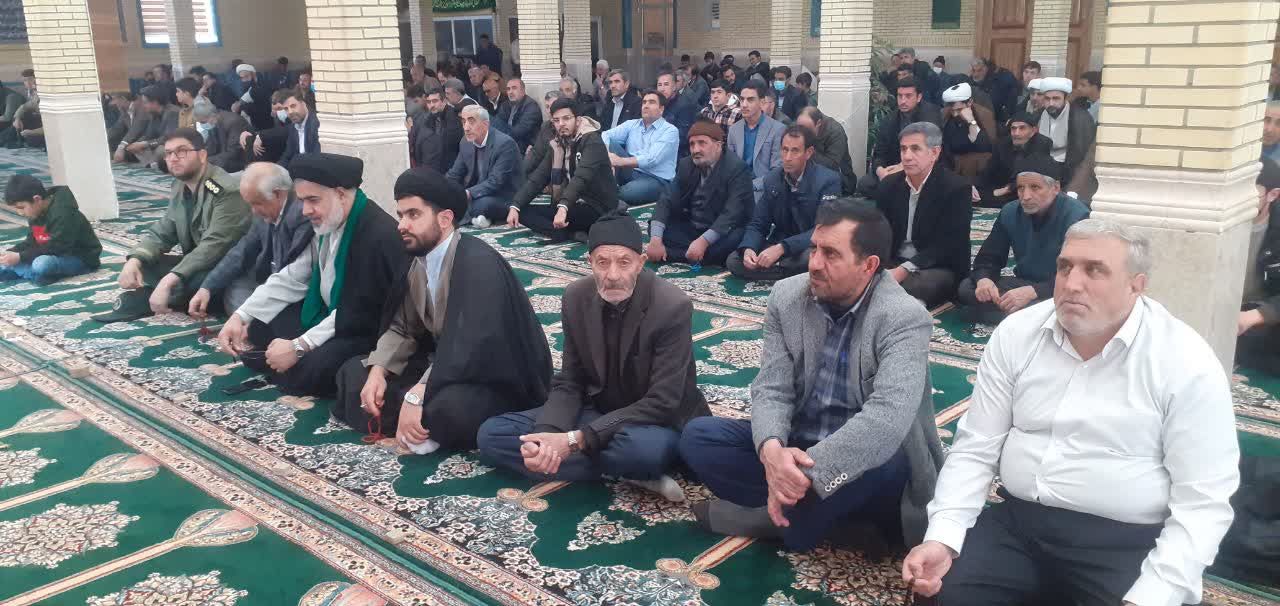 شرکت فرماندار شهرستان چالدران در آیین عبادی سیاسی نماز جمعه