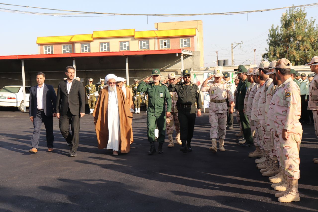 برگزاری صبحگاه مشترک به مناسبت هفته فراجا