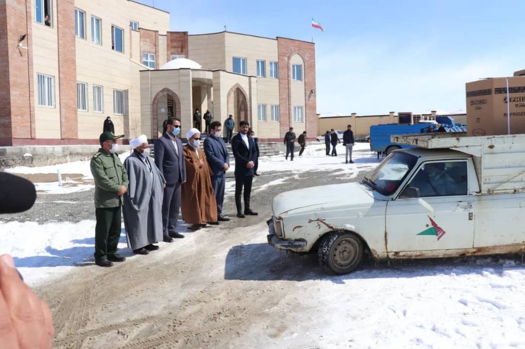 ✅در آستانه فرا رسیدن نیمه شعبان و سال جدید با حضور عبدالله نژاد فرماندار شهرستان چالدران. تعداد 44سری جهازیه به ارزش 33 میلوین تومان به نو عروسان نیازمند اهدا شد.