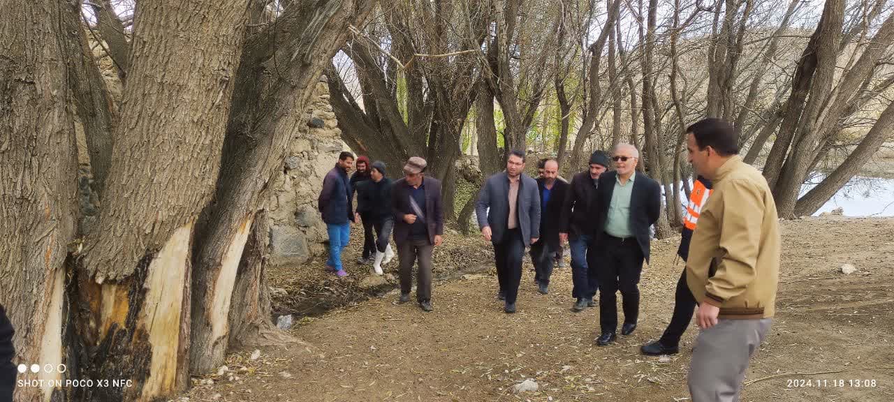 بازدید محمد رضا عبدالله نژاد فرماندار چالدران به همراه معاون برنامه ریزی و هماهنگی امور عمرانی و جمعی از اعضای شورای اداری از روستای عنترکندی