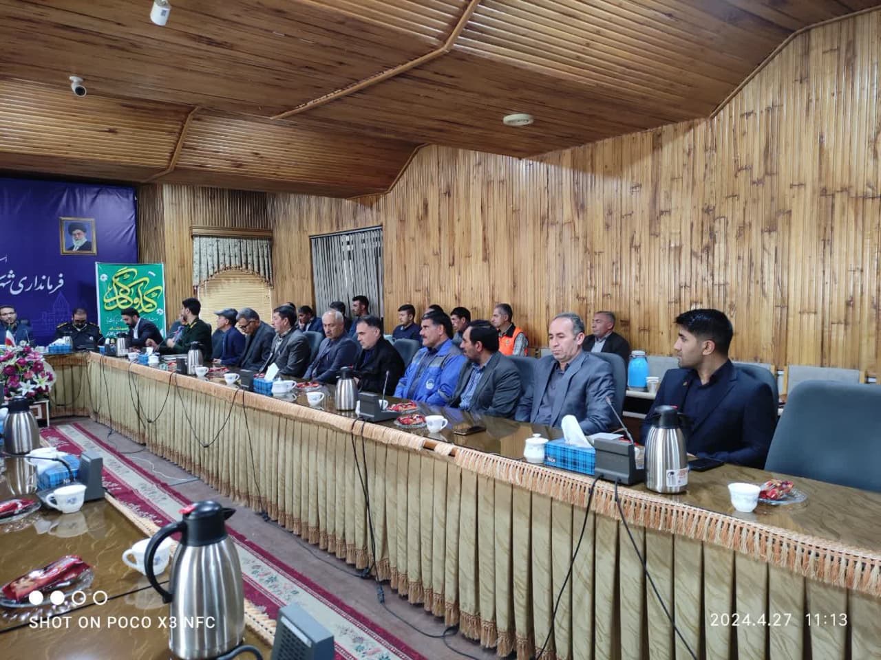 به مناسبت هفته کاروکارگر مسائل و مشکلات کارگران ادارات خدمات رسان شهرستان چالدران مورد بحث و بررسی قرار گرفت