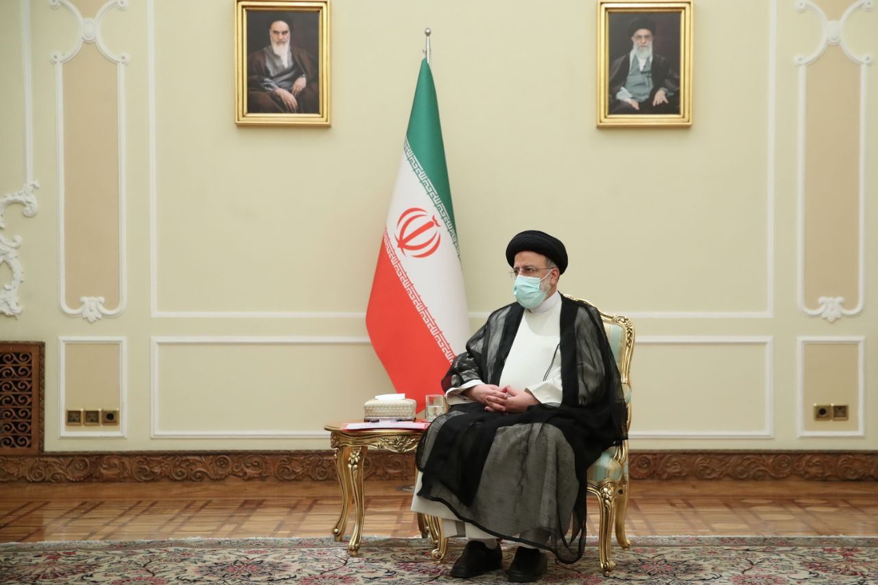رییس جمهور در دیدار با جمعی از مسئولان دانشگاه شریف