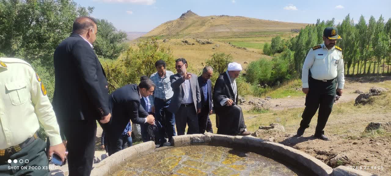 افتتاح فاز دو تفرجگاه شیرین بلاغی آواجیق با حضور معاون سیاسی ،اجتماعی استاندار آذربایجان غربی، نماینده مردم شهرستانهای ماکو،چالدران،شوط و پلدشت در مجلس شورای اسلامی ،فرماندار چالدران ،امام جمعه شهرس