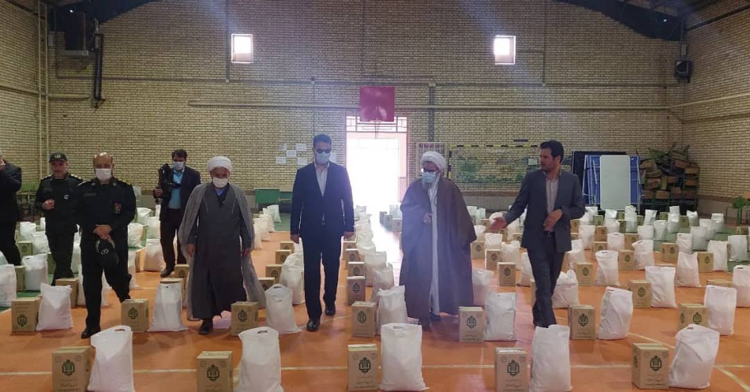 ✅در آستانه شب های قدر با حضور محمد رضا عبدالله نژاد فرماندار شهرستان چالدران 900بسته معیشتی از محل اعتبارات بنیاد علوی بین مددجویان تحت حمایت کمیته امداد امام (ره) توزیع شد.