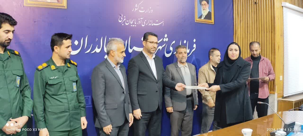 دیدار جامعه ورزشی شهرستان با فرماندار چالدران به مناسبت هفته تربیت بدنی