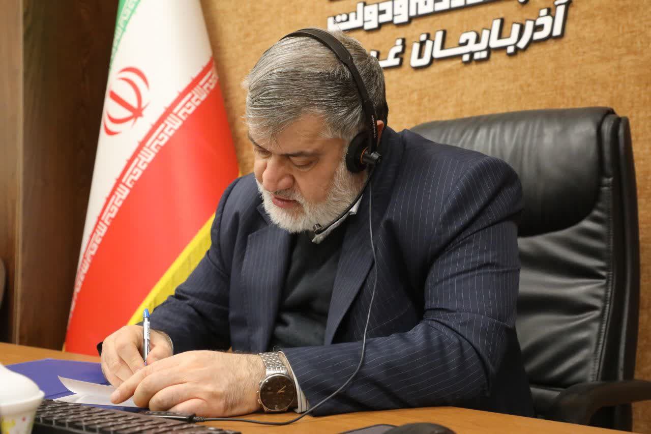 نهمین حضور استاندار آذربایجان غربی در سامانه ارتباط مردم و دولت (سامد) برای پاسخگویی به سوالات و درخواست های مردمی / هم اکنون