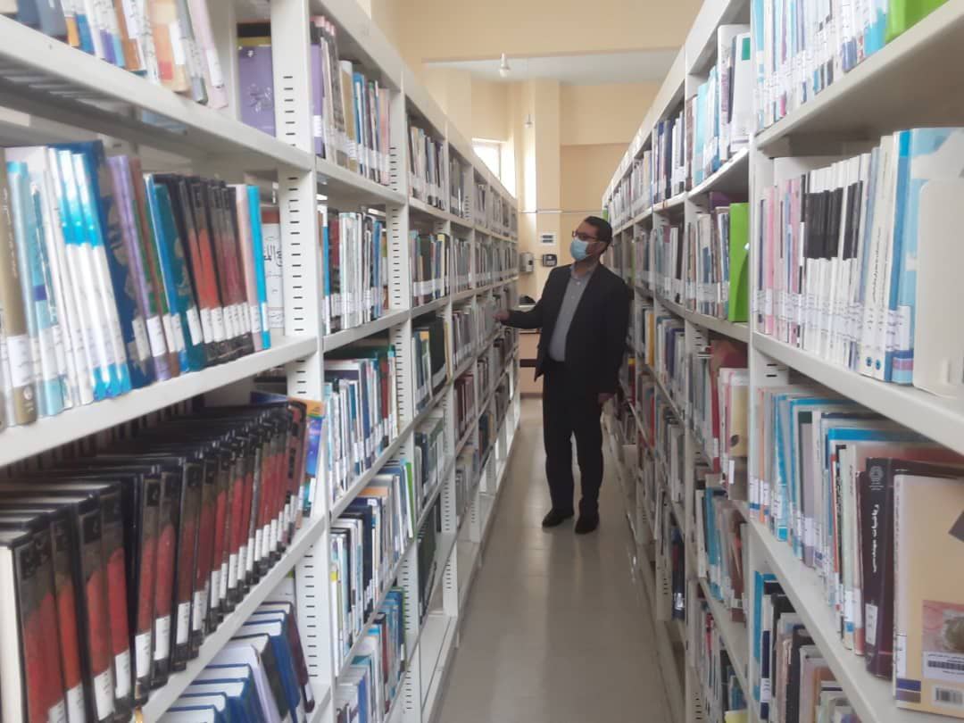✅عبدالله نژاد فرماندار شهرستان چالدران به صورت سرزده از کتابخانه عمومی این شهرستان بازدید کردند.