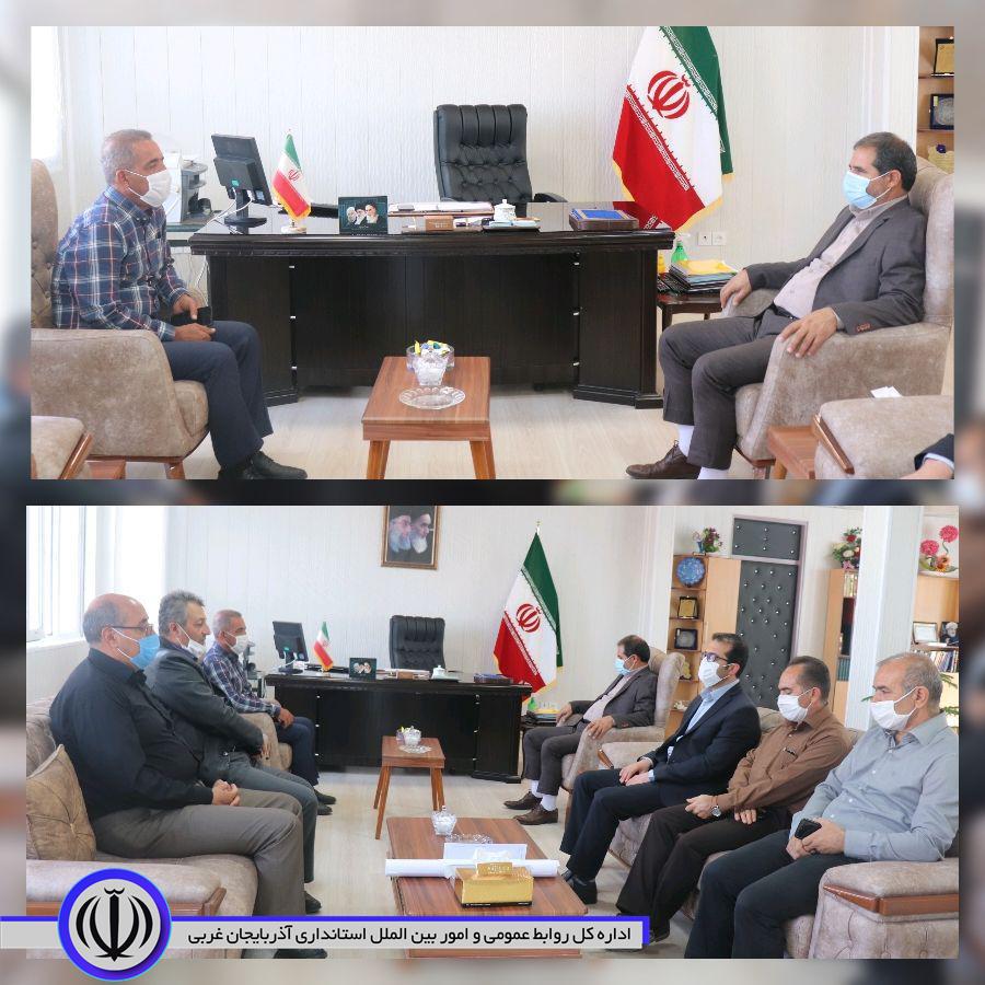 ✅ با حضور محمدزاده فرماندار شهرستان چالدران و آقای اسد پورسرناظر پروژه های فاضلاب شرکت آب و فاضلاب استان مسائل و مشکلات طرح سامانه فاضلاب شهری سیه چشمه مورد بحث و بررسی قرار گرفت.