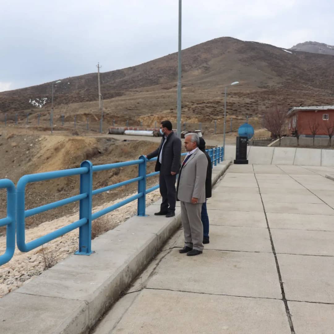 ✅عبدالله نژاد فرماندار شهرستان چالدران ، با حضور در سد خاکی بابا احمد از این سد بازدید نمودند.