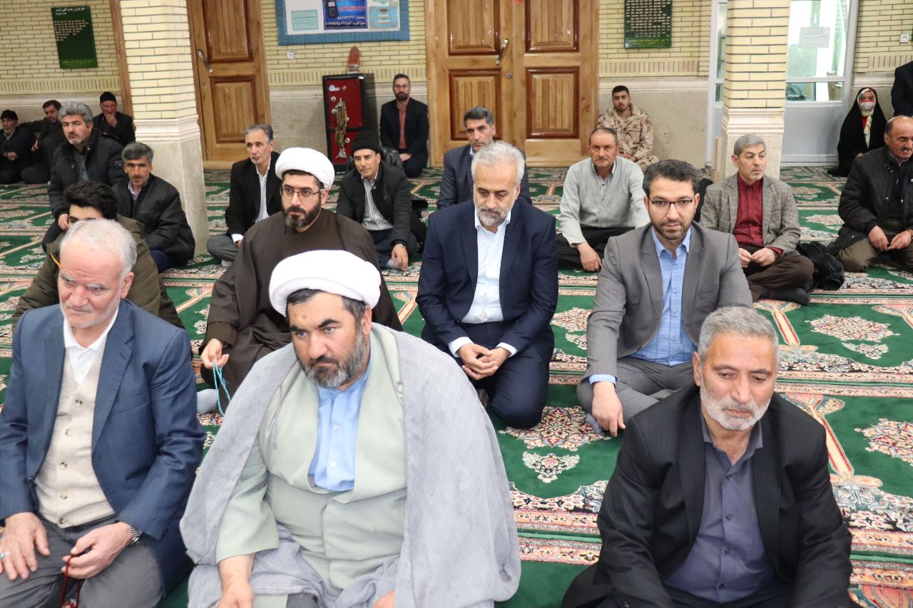 حضور فرماندار چالدران در آیین عبادی سیاسی نماز جمعه