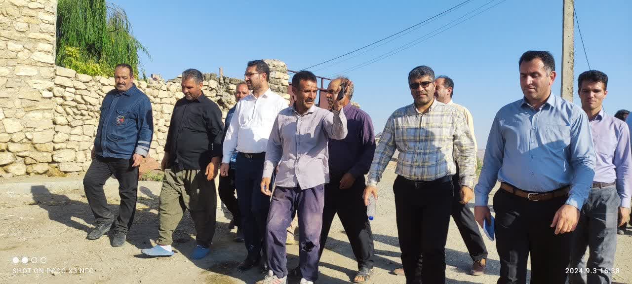 📸گزارش تصویری 💢بازدید محمد رضا عبدالله نژاد فرماندار چالدران به همراه بخشدار مرکزی و جمعی از اعضای شورای اداری از روستای محمد آقا