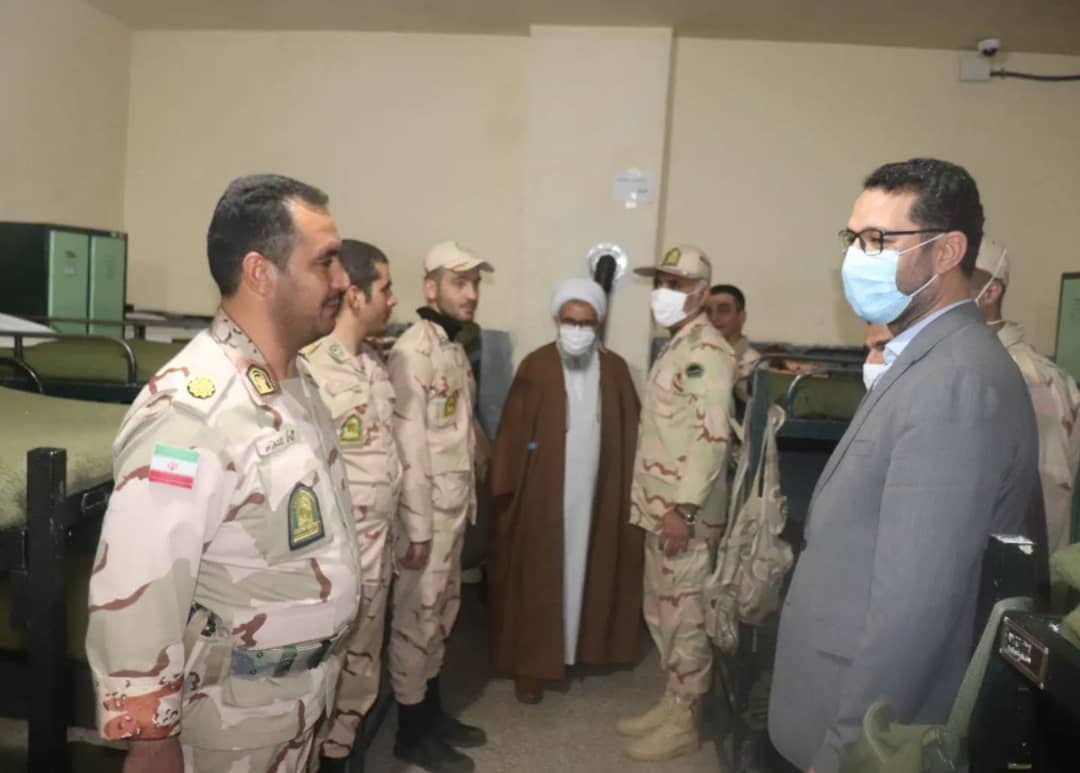 ✅محمد رضا عبدالله نژادفرماندار شهرستان چالدران به همراه حجت الاسلام و المسلمین محمدزاده امام جمعه شهرستان چالدران، با حضور در گروهان مرزی بخش دشتک با مرزبانان و حافظان امنیت دیدار و گفت و گو کردند.