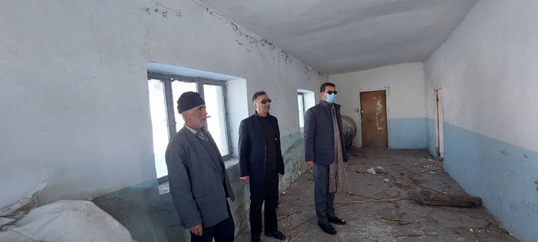 ✅ عبدالله نژاد فرماندارشهرستان چالدران با حضور در روستاهای علی آباد ،بیگ، کندی ،عرب دیزج ،قلی دیزج ،حالحال، شادلوی سفلی وعلیا در بخش دشتک ضمن دیدار با اهالی این روستاها از نزدیک مسائل و مشکلات این رو